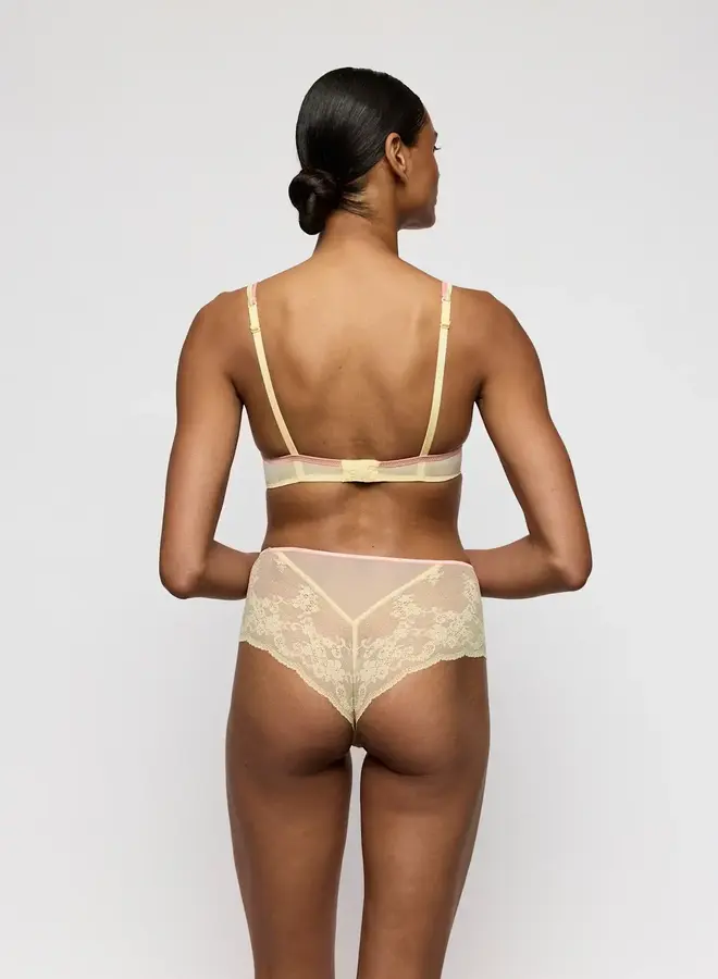 Marie Jo Lizelot Shortje