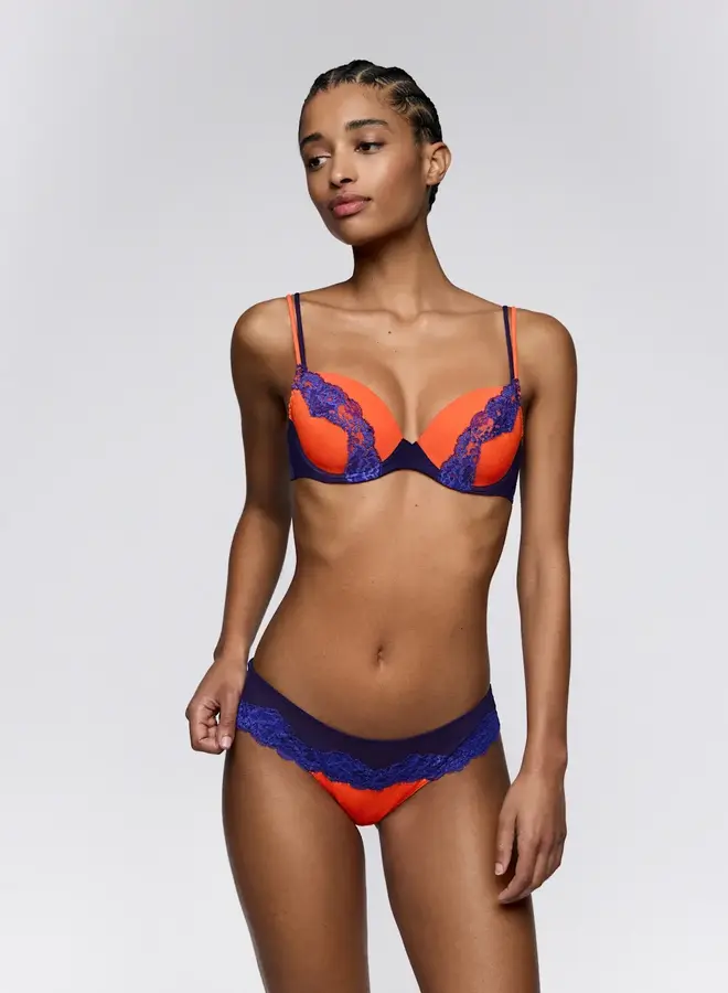 Sarda Bremer Thong