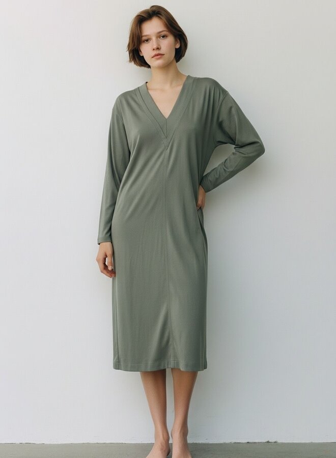 Pluto Week-End Aiki Nightdress