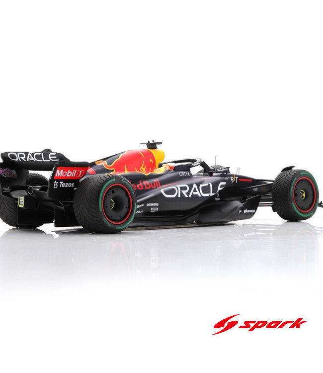 Oracle Red Bull  Racing F1 Team Oracle RB18 2022 -  M. Verstappen #1 Winner GP Japan 2022