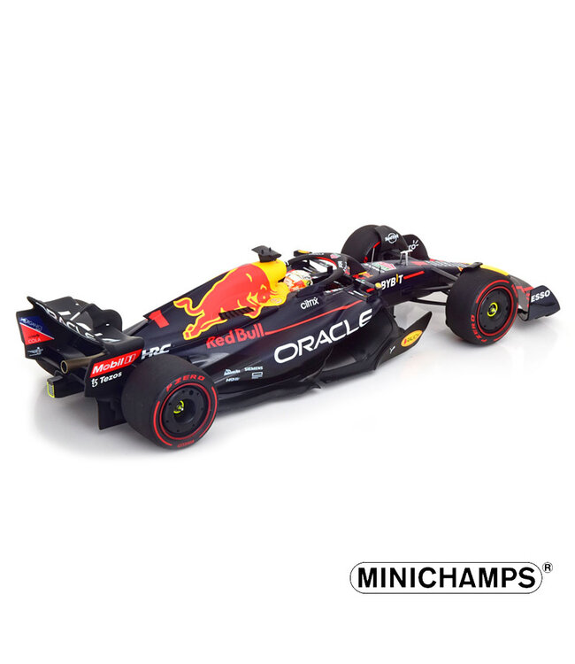 Oracle Red Bull  Racing F1 Team Oracle RB18 2022 -  M. Verstappen #1 Winner Hungarian GP Hungaroring 2022