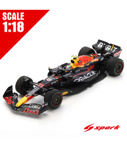 Oracle Red Bull  Racing F1 Team Oracle RB18 2022 S. Perez #11 GP Singapore