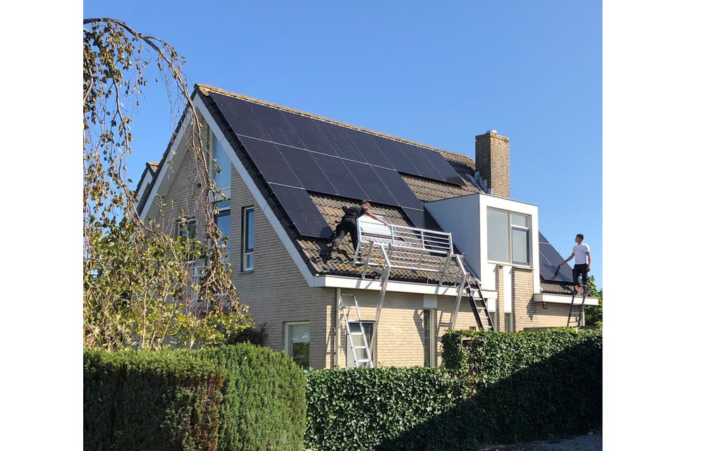 Complete installatie 23 Panelen inclusief meterkast aanpassing en bekabeling