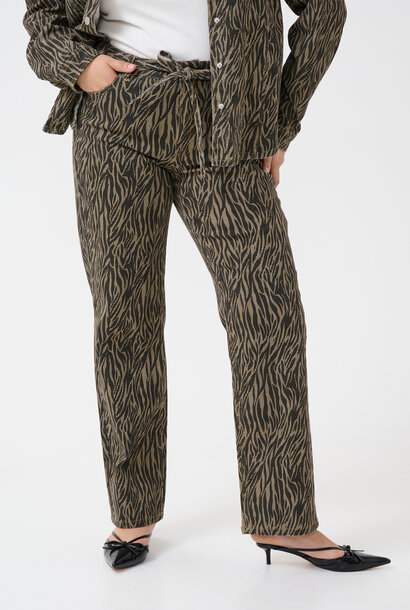 KCleonoma Straight Jeans