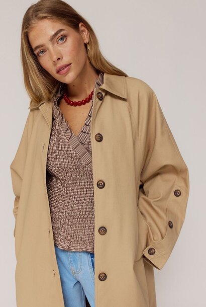 Trace trenchcoat