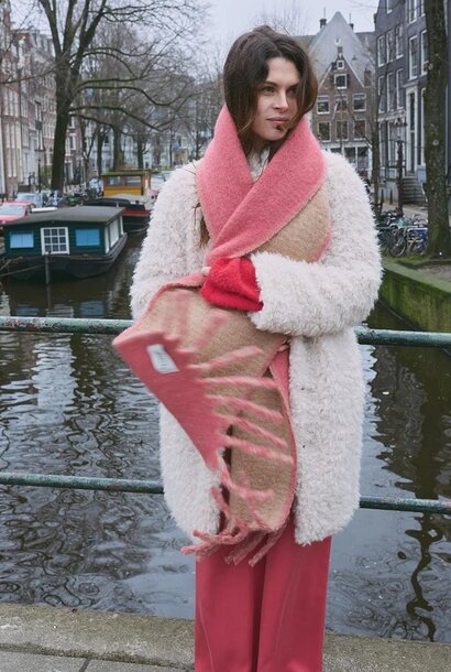 ina scarf