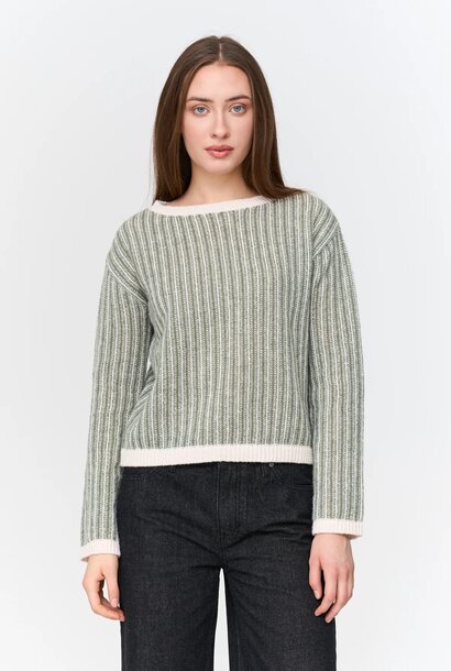 getreepte pull groen