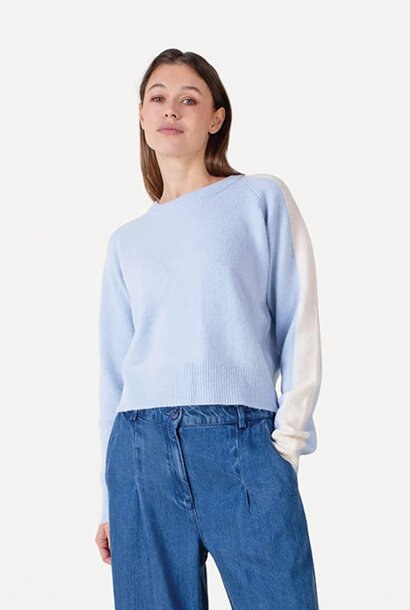 EMILY KNITTED PULL - sheer blue