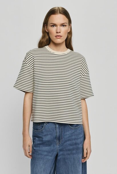 Nilda ima sweatshirt