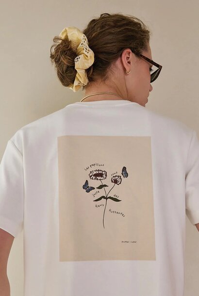 Gina flower tshirt