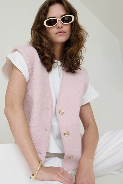 beline boucle vest