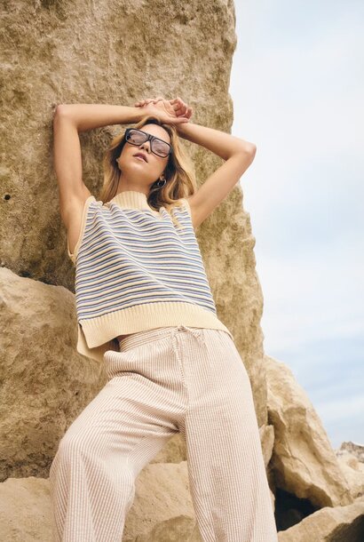 riley pullover