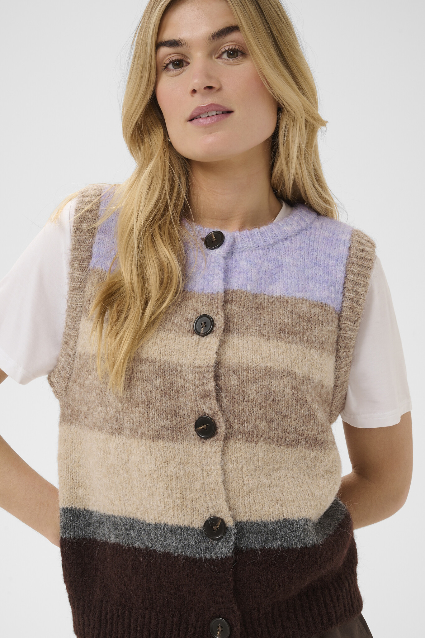 seraphina knit vest-2