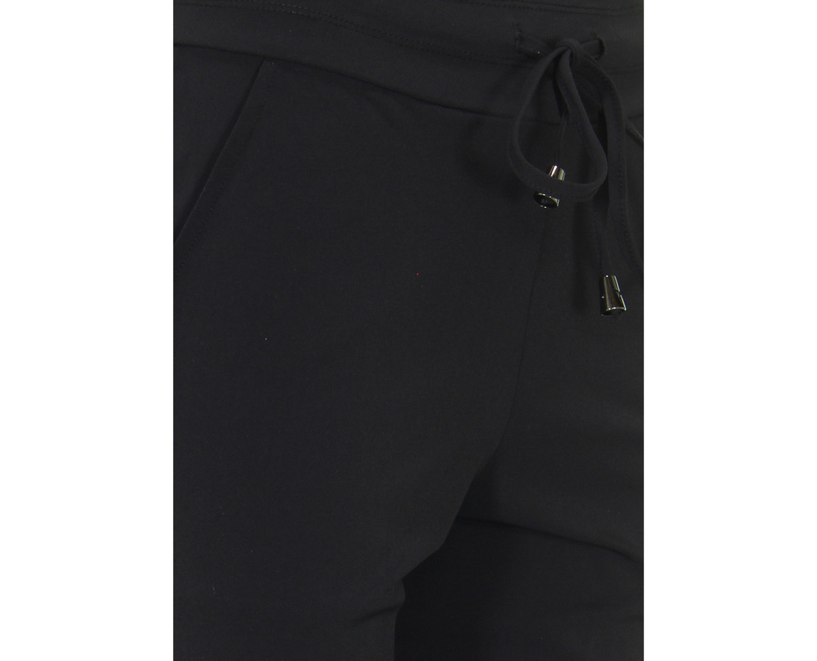 Mi Piace Travel short zwart 202176 Mi Piace Travel short zwart 202176