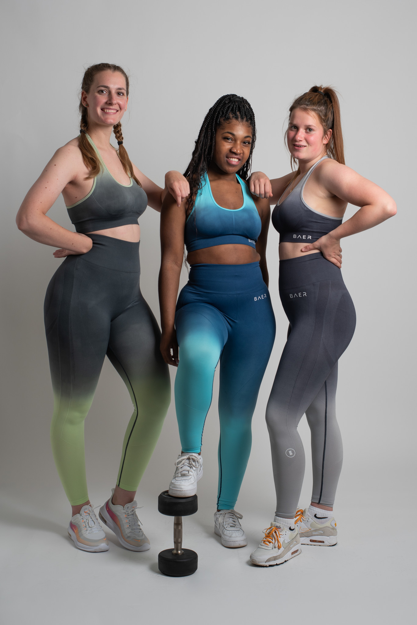 Gradient Ombre Yoga Set For Women Seamless, Squat Proof, And