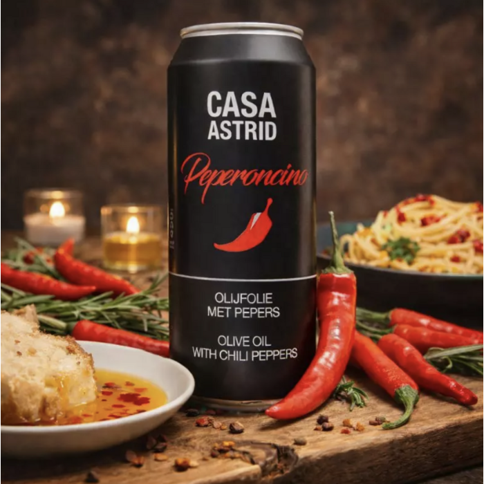 Casa Astrid Italiaanse Olijfolie met Chili peper in duurzame RVS fles