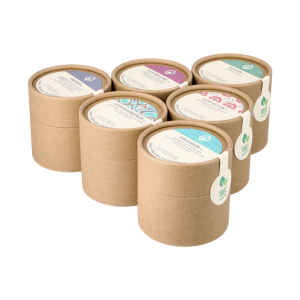 Kruidenpakketten van De Kruidenshop in kartonnen potjes