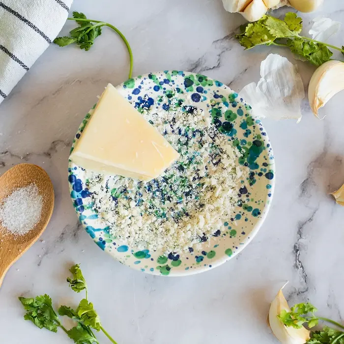 Alfar Tierra Cocida Kleine keramische knoflookrasp groenblauw uit Spanje