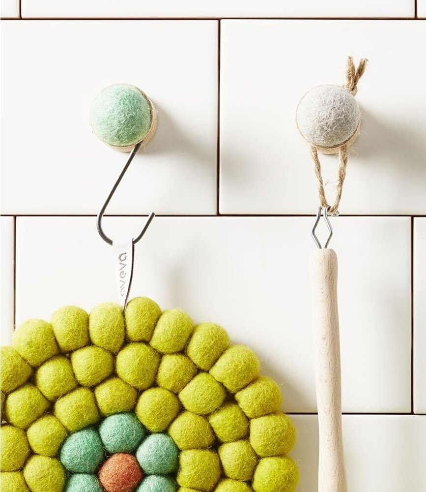 Aveva Aveva WOW Hanger Lightgrey Large Aveva Aveva WOW Hanger Lightgrey Large