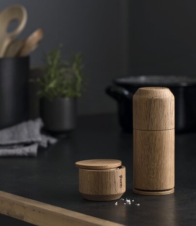 EKTA Living - by Wirth EKTA Living Crush Me Pepper mill Oiled oak - design by Wirth EKTA Living - by Wirth EKTA Living Crush Me Pepper mill Oiled oak - design by Wirth