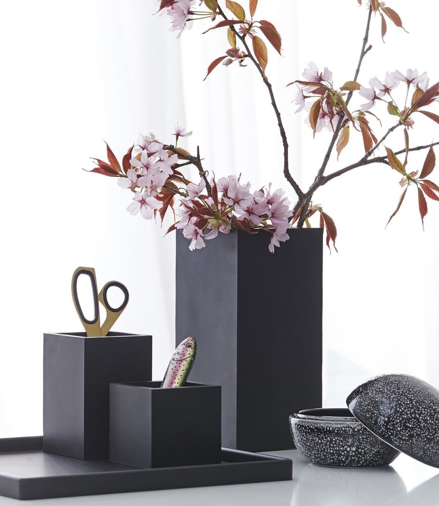 SEJ Design SEJ Design Opbergbakje Zwart Small 8x8x12cm SEJ Design SEJ Design Opbergbakje Zwart Small 8x8x12cm