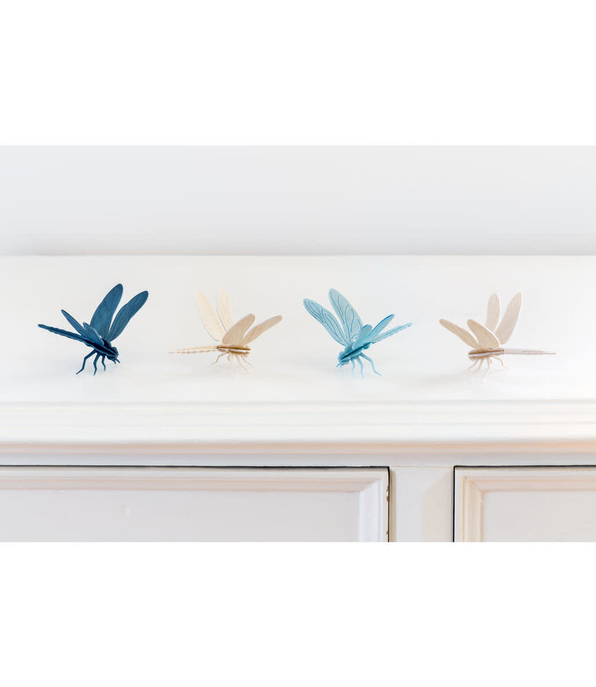 LOVI Lovi dragonfly wood - different colours - Birch plywood 3D-animal DIY package - perfect to send as a gift LOVI Lovi dragonfly wood - different colours - Birch plywood 3D-animal DIY package - perfect to send as a gift