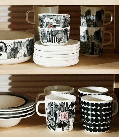 Marimekko Marimekko Siirtolapuutarha Beker 4dl Marimekko Marimekko Siirtolapuutarha Beker 4dl