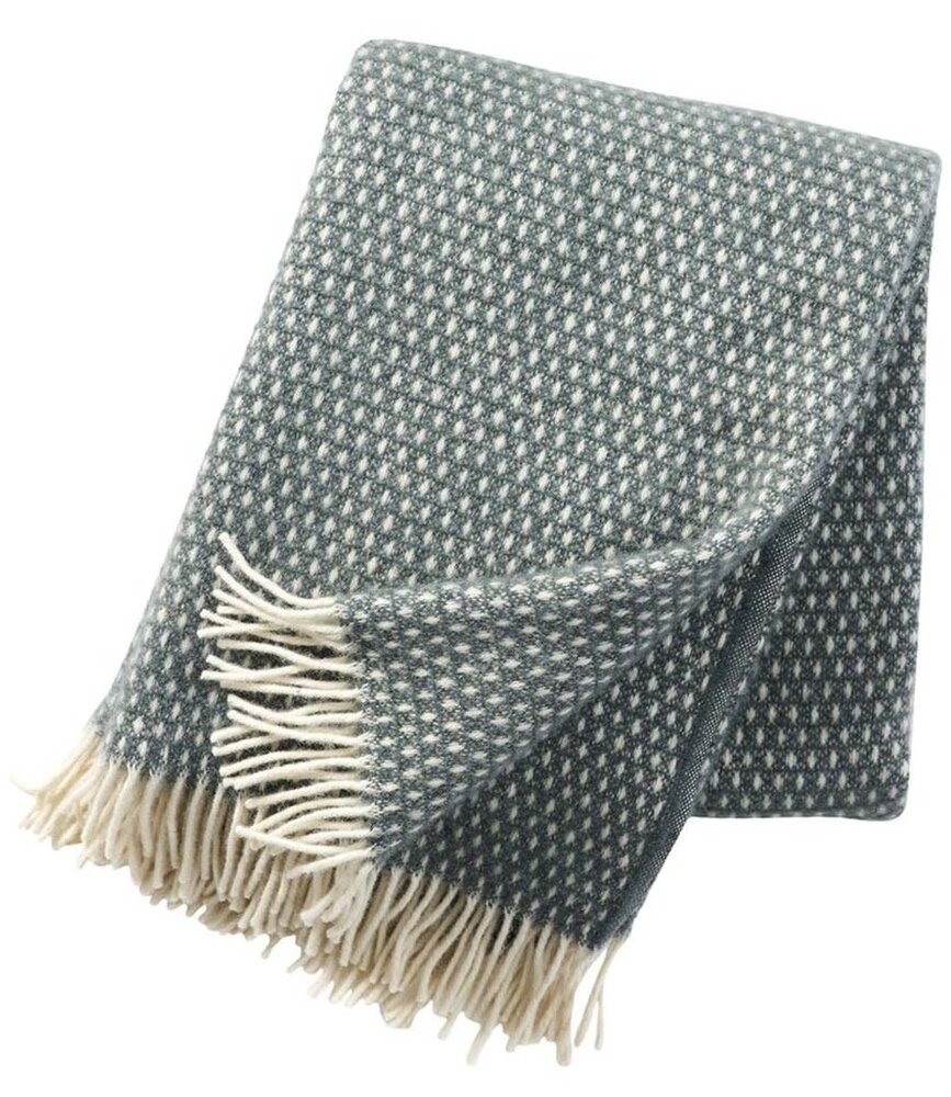 Klippan Klippan Knut plaid 130x200 Balsam green made of 100% lambs wool Klippan Klippan Knut plaid 130x200 Balsam green made of 100% lambs wool