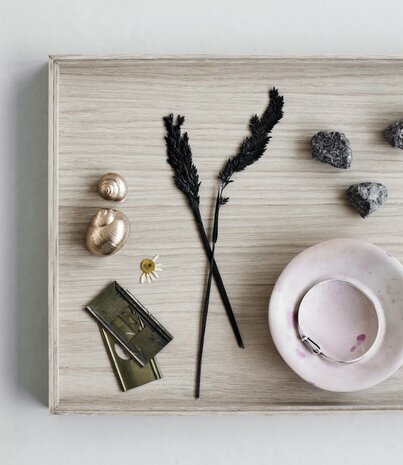 Moebe Moebe Organise solid oak organiser 25 x 34 x 4,5cm Large Moebe Moebe Organise solid oak organiser 25 x 34 x 4,5cm Large