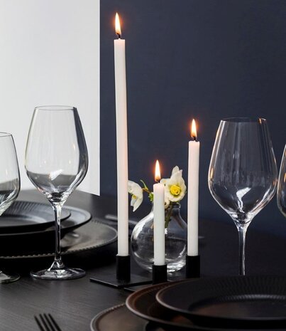 KunstIndustrien KunstIndustrien Italian Church Candles Ø1.3cm H30cm box 12 pieces 6 burning hours KunstIndustrien KunstIndustrien Italian Church Candles Ø1.3cm H30cm box 12 pieces 6 burning hours