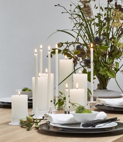 KunstIndustrien KunstIndustrien Wax Alaar Candles white Ø5cm H30cm 90 burning hours KunstIndustrien KunstIndustrien Wax Alaar Candles white Ø5cm H30cm 90 burning hours