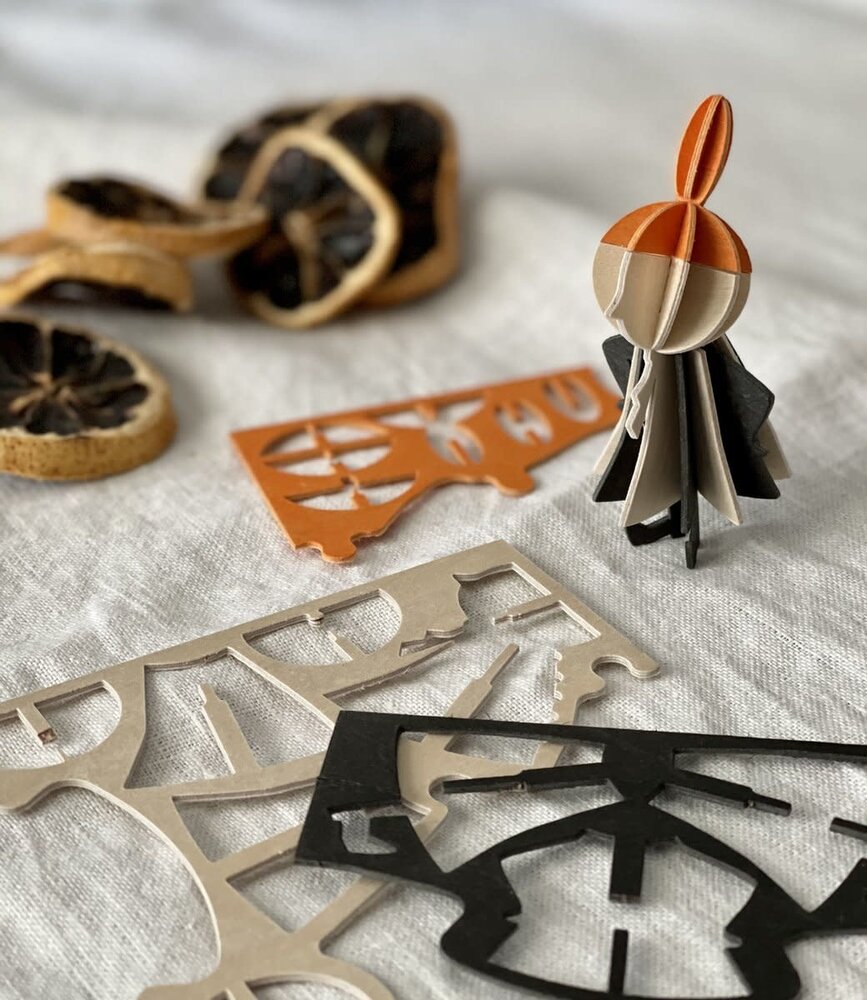 LOVI Lovi Moomin Little My 8cm - Berkenhout DIY pakketje LOVI Lovi Moomin Little My 8cm - Berkenhout DIY pakketje