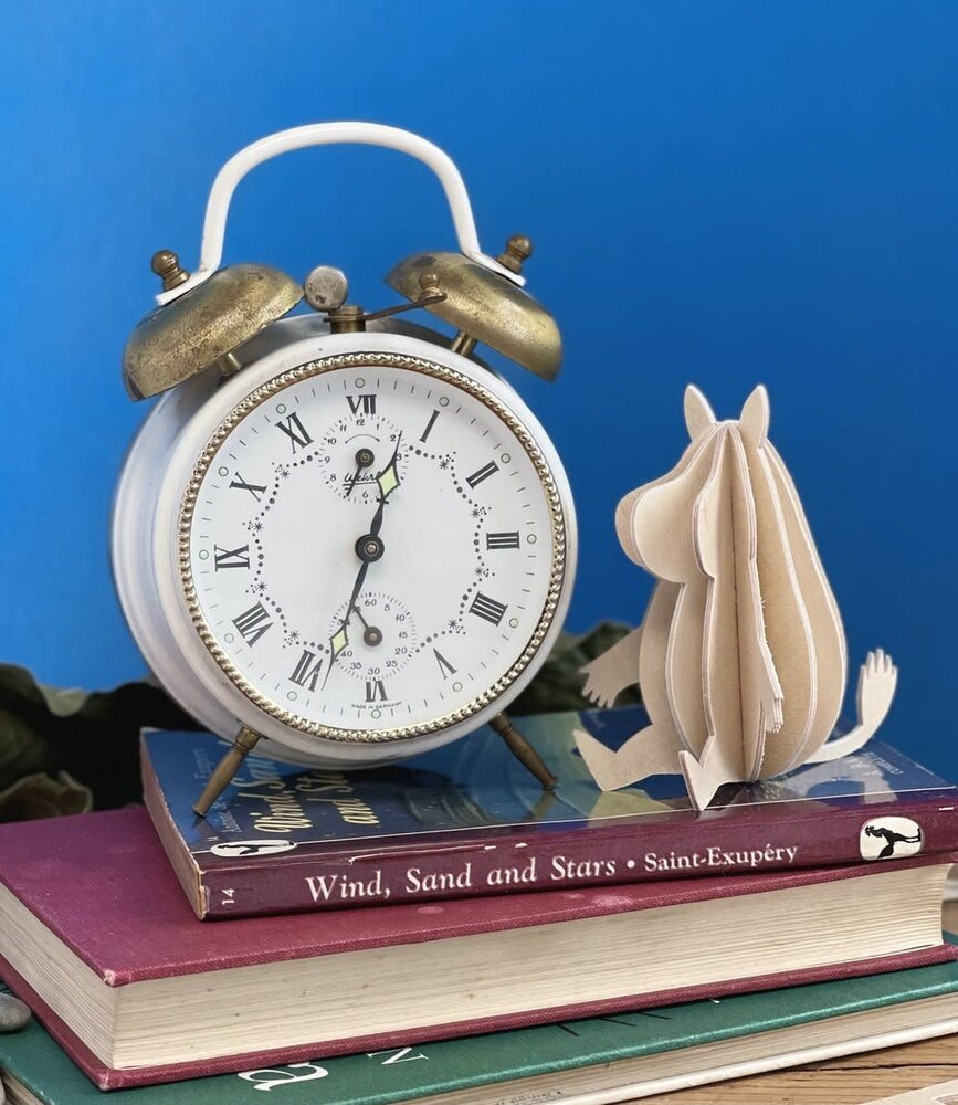 LOVI Lovi Moomin Moomintroll 9cm - Berkenhout DIY pakketje LOVI Lovi Moomin Moomintroll 9cm - Berkenhout DIY pakketje