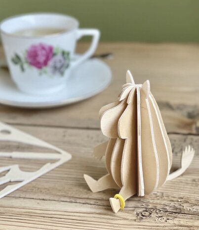 LOVI Lovi Moomin Snorkmaiden 9cm - Berkenhout DIY pakketje LOVI Lovi Moomin Snorkmaiden 9cm - Berkenhout DIY pakketje