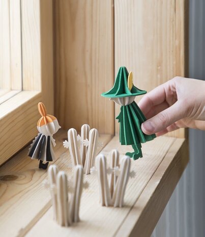 LOVI Lovi Moomin Snufkin 11cm - Berkenhout DIY pakketje LOVI Lovi Moomin Snufkin 11cm - Berkenhout DIY pakketje
