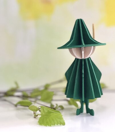 LOVI Lovi Moomin Snufkin 11cm - Berkenhout DIY pakketje LOVI Lovi Moomin Snufkin 11cm - Berkenhout DIY pakketje