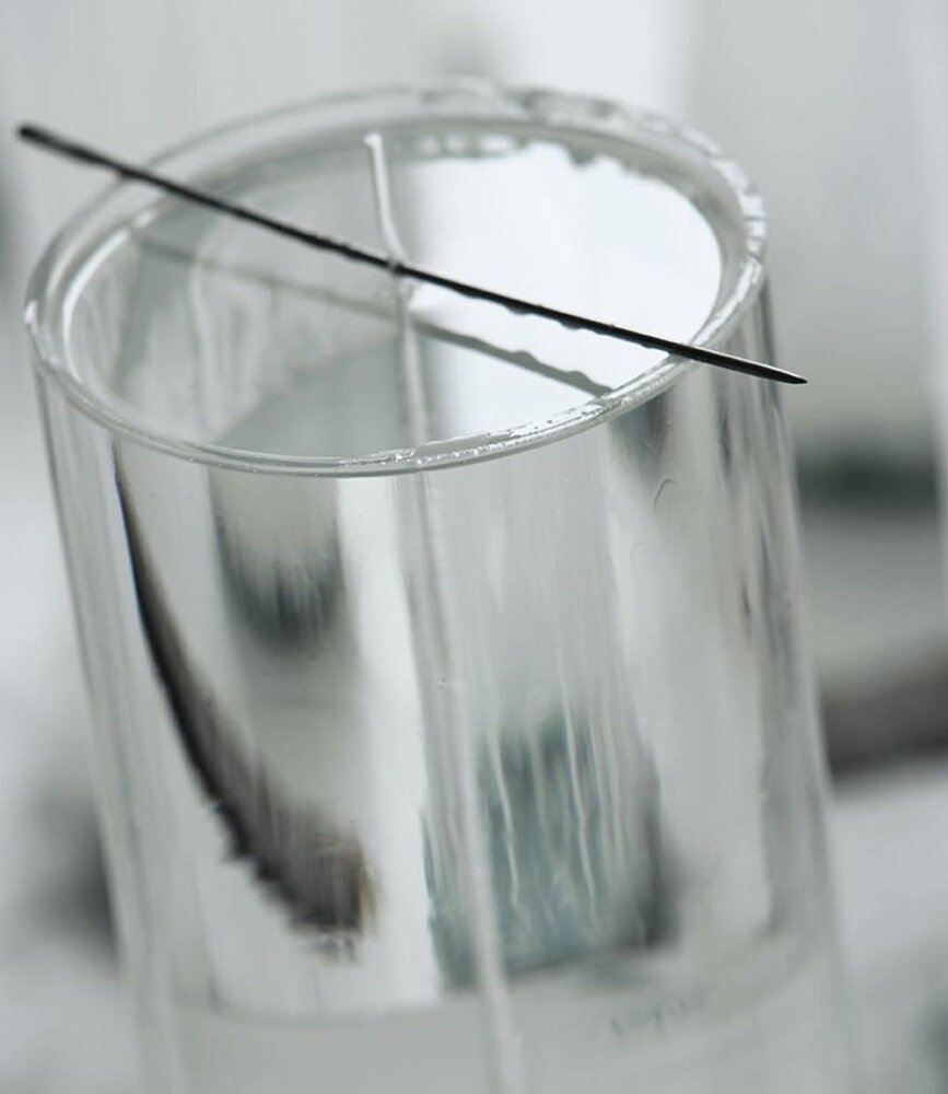 KunstIndustrien KunstIndustrien Wax Altaar Kaarsen wit Ø7cm H34cm - 200 branduren KunstIndustrien KunstIndustrien Wax Altaar Kaarsen wit Ø7cm H34cm - 200 branduren