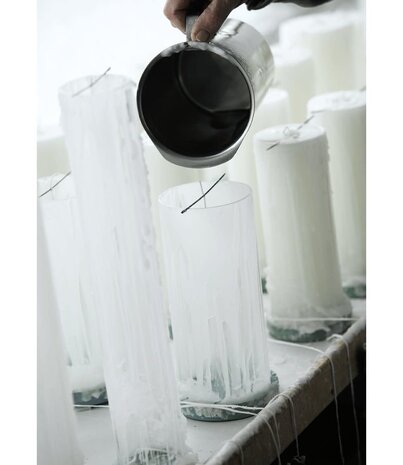 KunstIndustrien KunstIndustrien Wax Altar Candles white Ø7cm H24cm 140 burning hours KunstIndustrien KunstIndustrien Wax Altar Candles white Ø7cm H24cm 140 burning hours