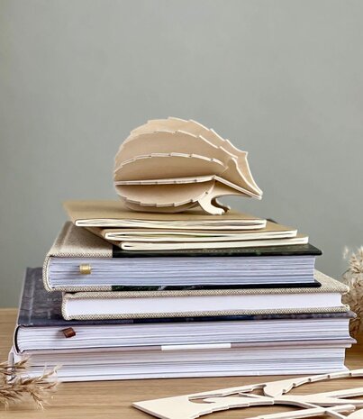 LOVI Lovi Egel berkenhout naturel - 2 formaten - 3D-dier DIY pakketje LOVI Lovi Egel berkenhout naturel - 2 formaten - 3D-dier DIY pakketje