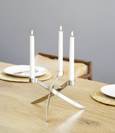 Uyuni Lighting Uyuni Lighting LED Wax dinerkaars 2 stuks Ø2,3 x 20cm Nordic White Uyuni Lighting Uyuni Lighting LED Wax dinerkaars 2 stuks Ø2,3 x 20cm Nordic White