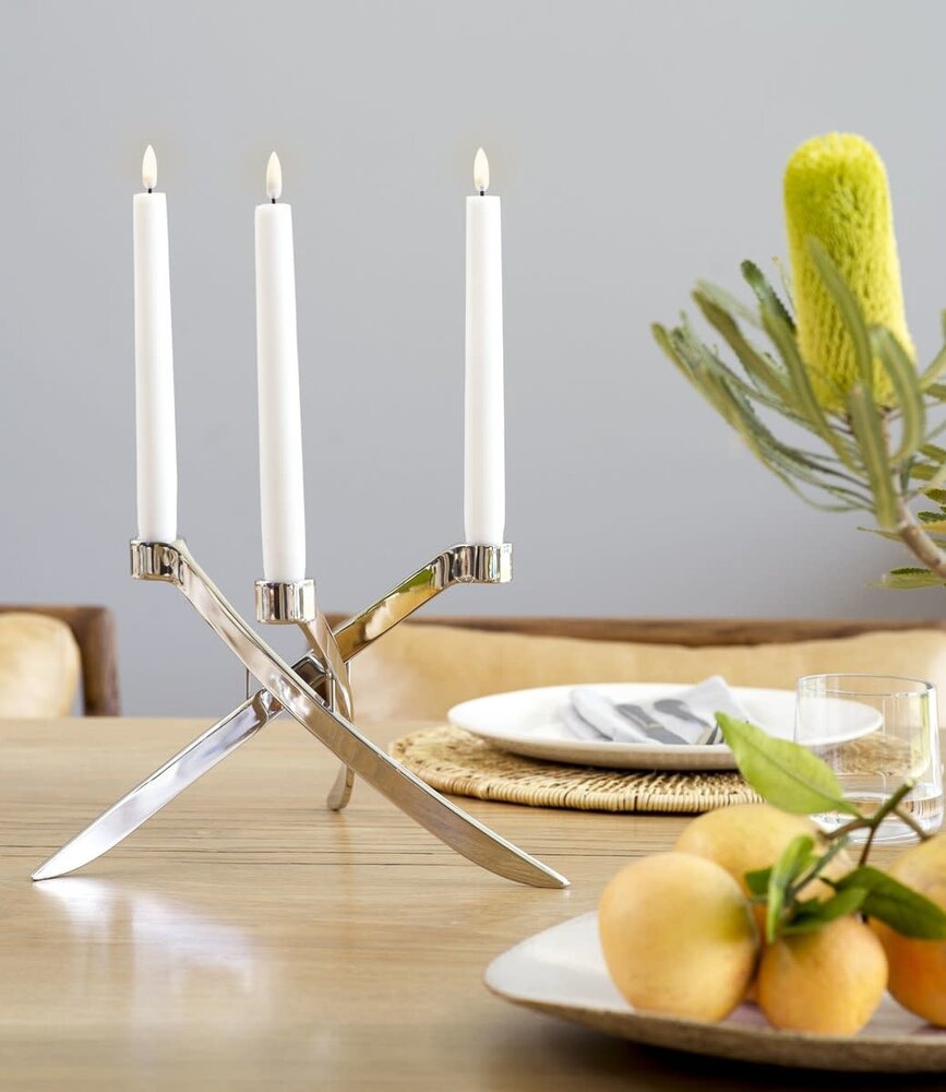 Uyuni Lighting Uyuni Lighting LED candle 2 stuks Ø2,3 x 20cm Nordic White Uyuni Lighting Uyuni Lighting LED candle 2 stuks Ø2,3 x 20cm Nordic White