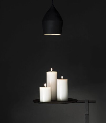 Uyuni Lighting Uyuni Lighting LED pillar candle Ø7,8 x 20cm Nordic White Uyuni Lighting Uyuni Lighting LED pillar candle Ø7,8 x 20cm Nordic White