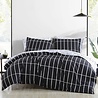 Marimekko Marimekko Duvet cover 240x220cm (excl. pillowcases) Tiiliskivi black Marimekko Marimekko Duvet cover 240x220cm (excl. pillowcases) Tiiliskivi black