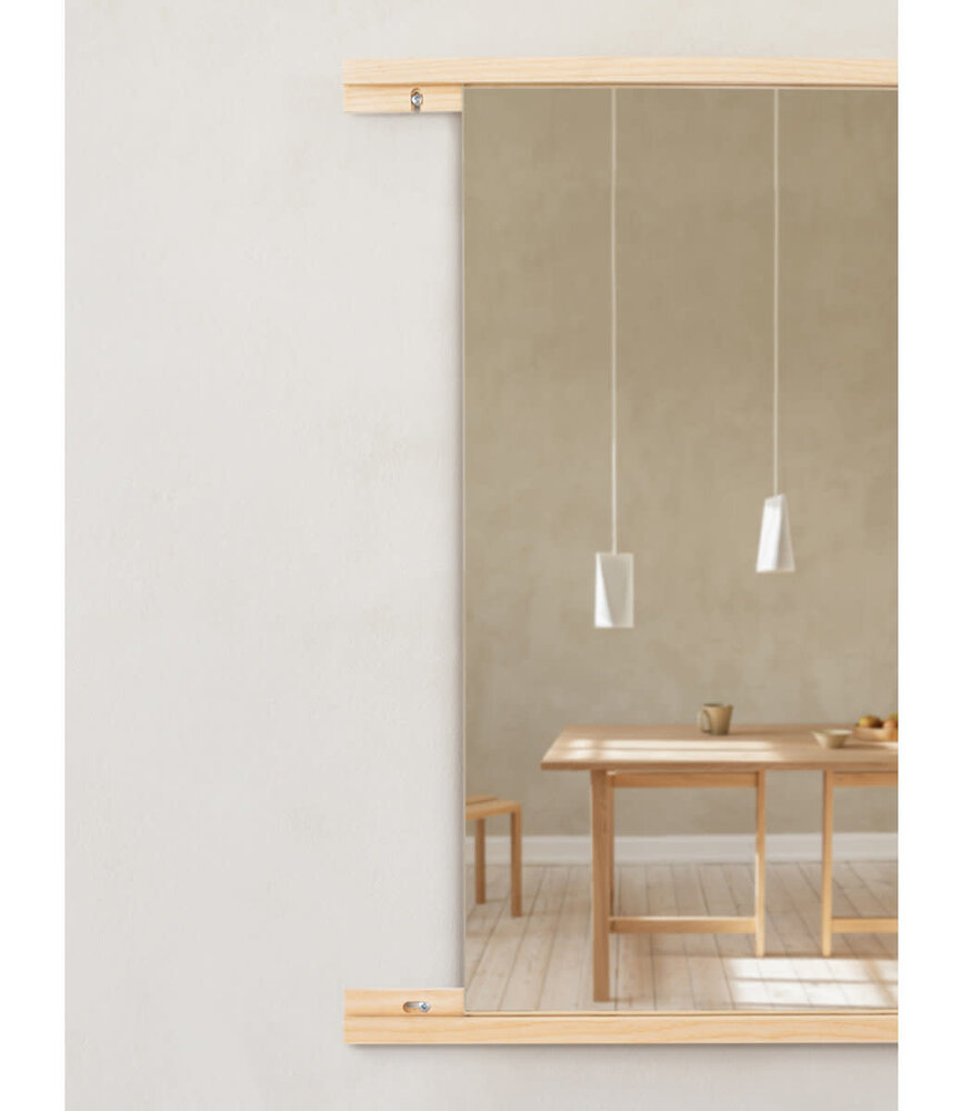 Moebe Moebe Rectangular Wall Mirror 50x70cm Oak Moebe Moebe Rectangular Wall Mirror 50x70cm Oak