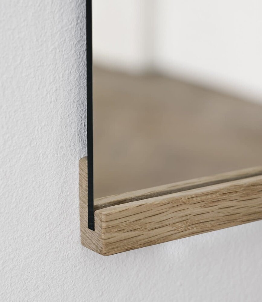 Moebe Moebe Rectangular Wall Mirror 50x70cm Oak Moebe Moebe Rectangular Wall Mirror 50x70cm Oak