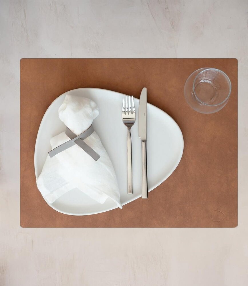 LIND DNA LIND DNA Placemat Square L Nupo Gerecycled Leer nature LIND DNA LIND DNA Placemat Square L Nupo Gerecycled Leer nature