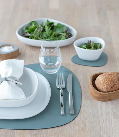 LIND DNA LIND DNA Table Mat Curve L Nupo Recycled Leather Pastel Green LIND DNA LIND DNA Table Mat Curve L Nupo Recycled Leather Pastel Green