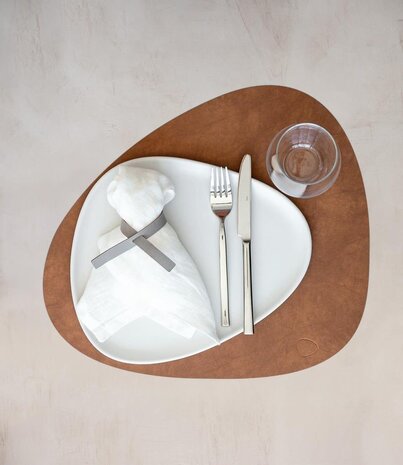 LIND DNA LIND DNA Placemat Curve L Nupo Gerecycled Leer nature LIND DNA LIND DNA Placemat Curve L Nupo Gerecycled Leer nature