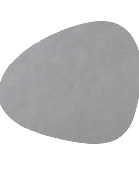 LIND DNA LIND DNA Placemat Curve L Nupo Gerecycled Leer lichtgrijs LIND DNA LIND DNA Placemat Curve L Nupo Gerecycled Leer lichtgrijs