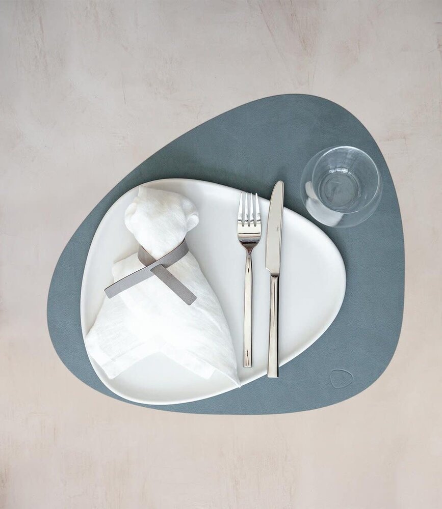 LIND DNA LIND DNA Table Mat Curve L Nupo Recycled Leather Light Blue LIND DNA LIND DNA Table Mat Curve L Nupo Recycled Leather Light Blue